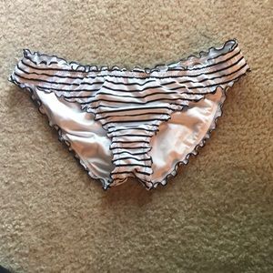 victoria’s secret scrunch bottom ruffle swim